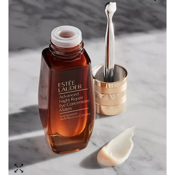 NWT Estée Lauder eye cream - Picture 2 of 3